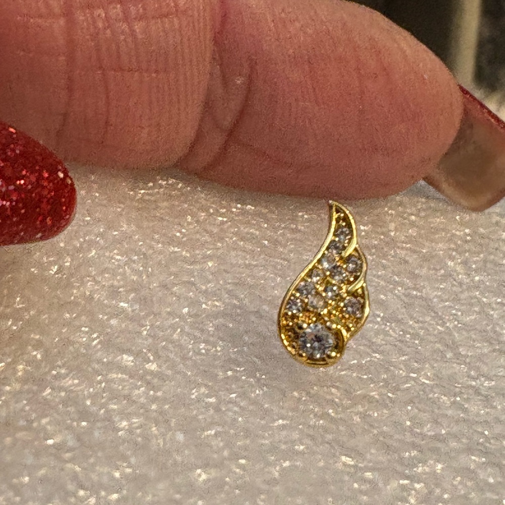 Nose Ring- Angel Wing Gold Nose Ring Stud Cooper Nose Ring Zirconia Stones,